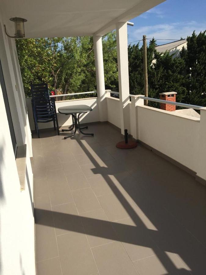 Tomo Apartment Starigrad Exterior photo