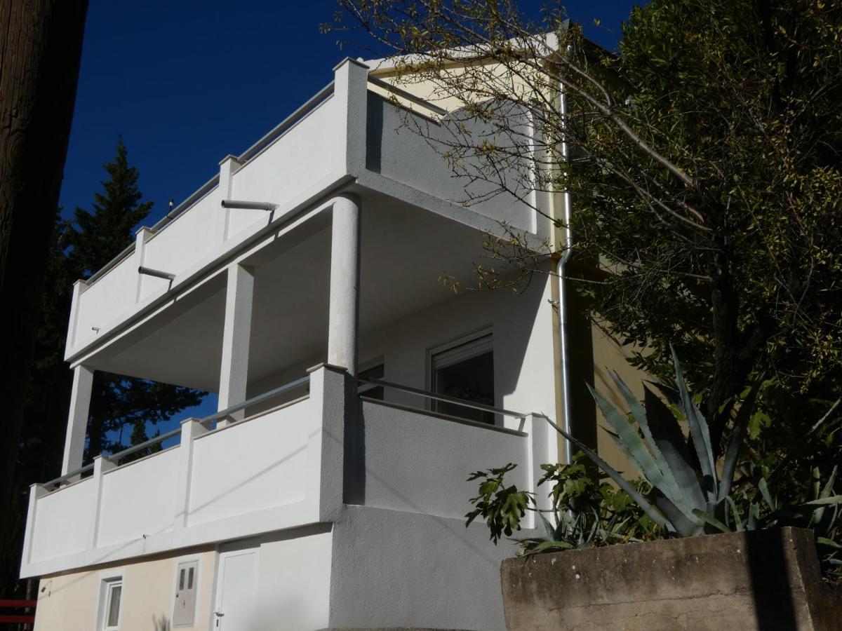 Tomo Apartment Starigrad Exterior photo